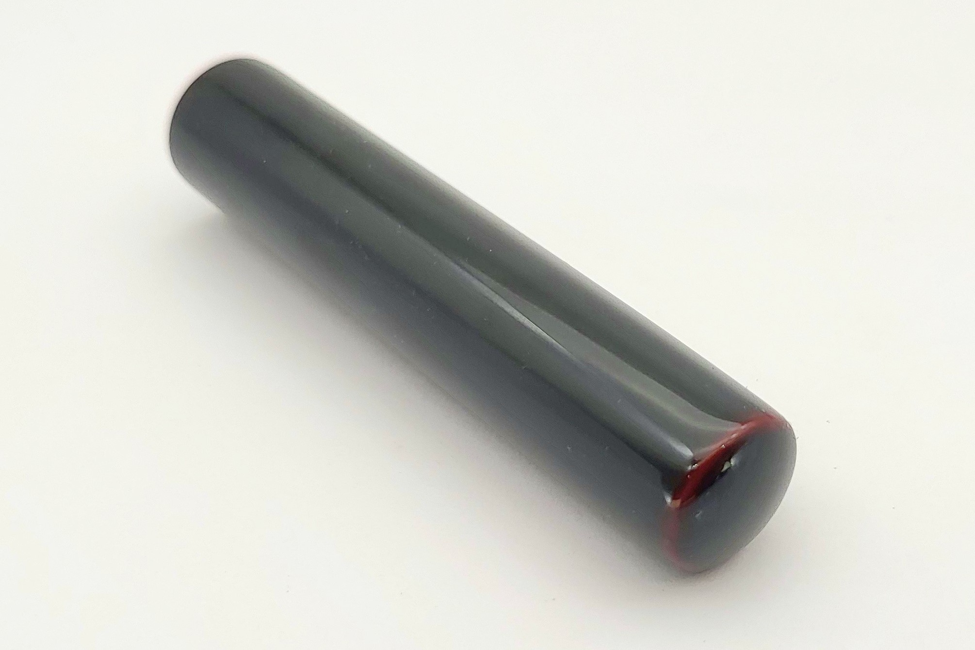 NakayaDeskPenKuroTamenuriFP_I